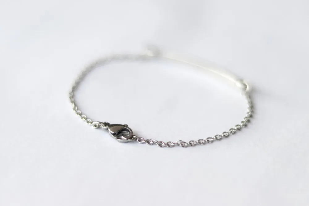 Forever Young bracelet, silver tone chain bracelet, inspiration quote charm bracelet, personalised bracelet, silver bracelet, gift for her