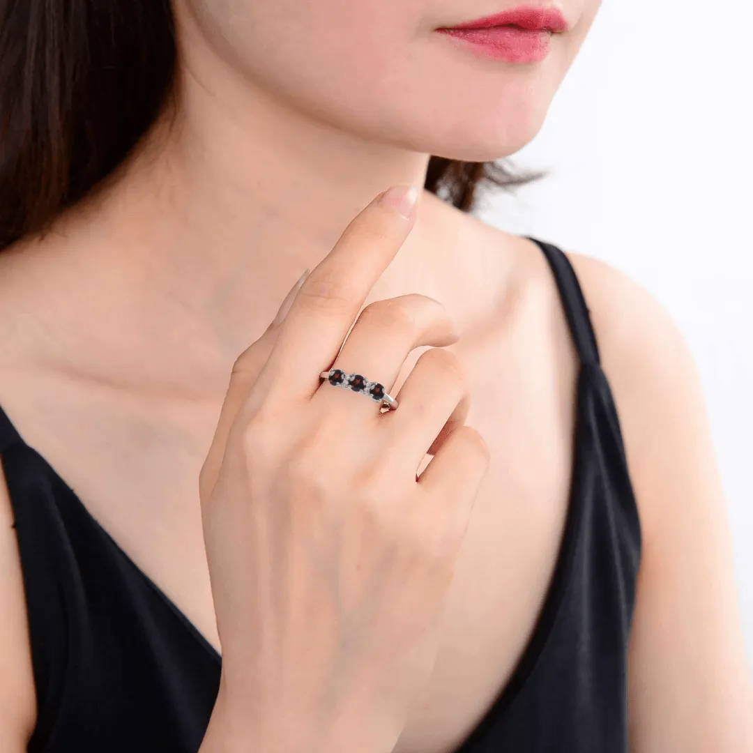Garnet Three Stone Ring,3 stone garnet ring