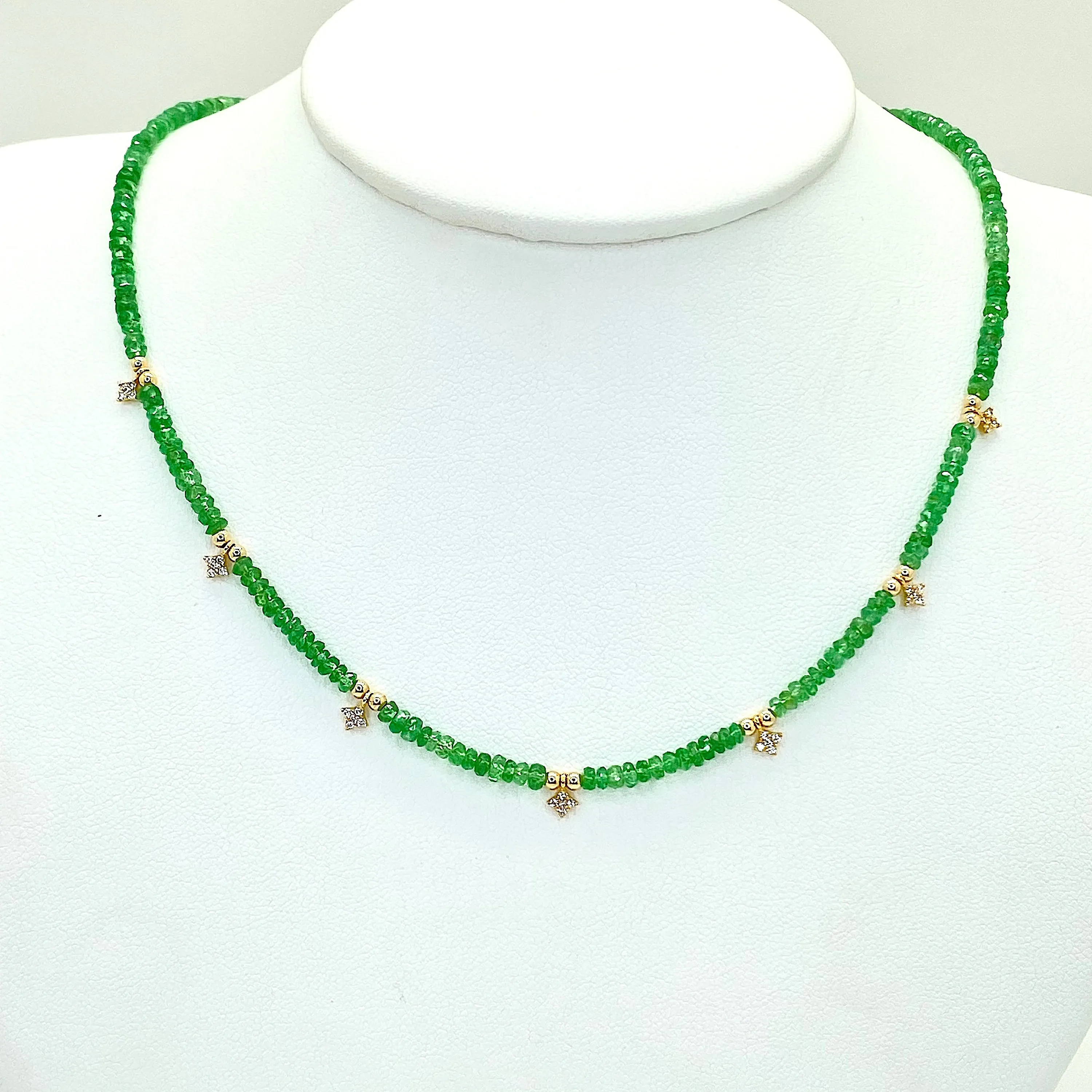 Gemmy necklace - Tsavorite Garnet