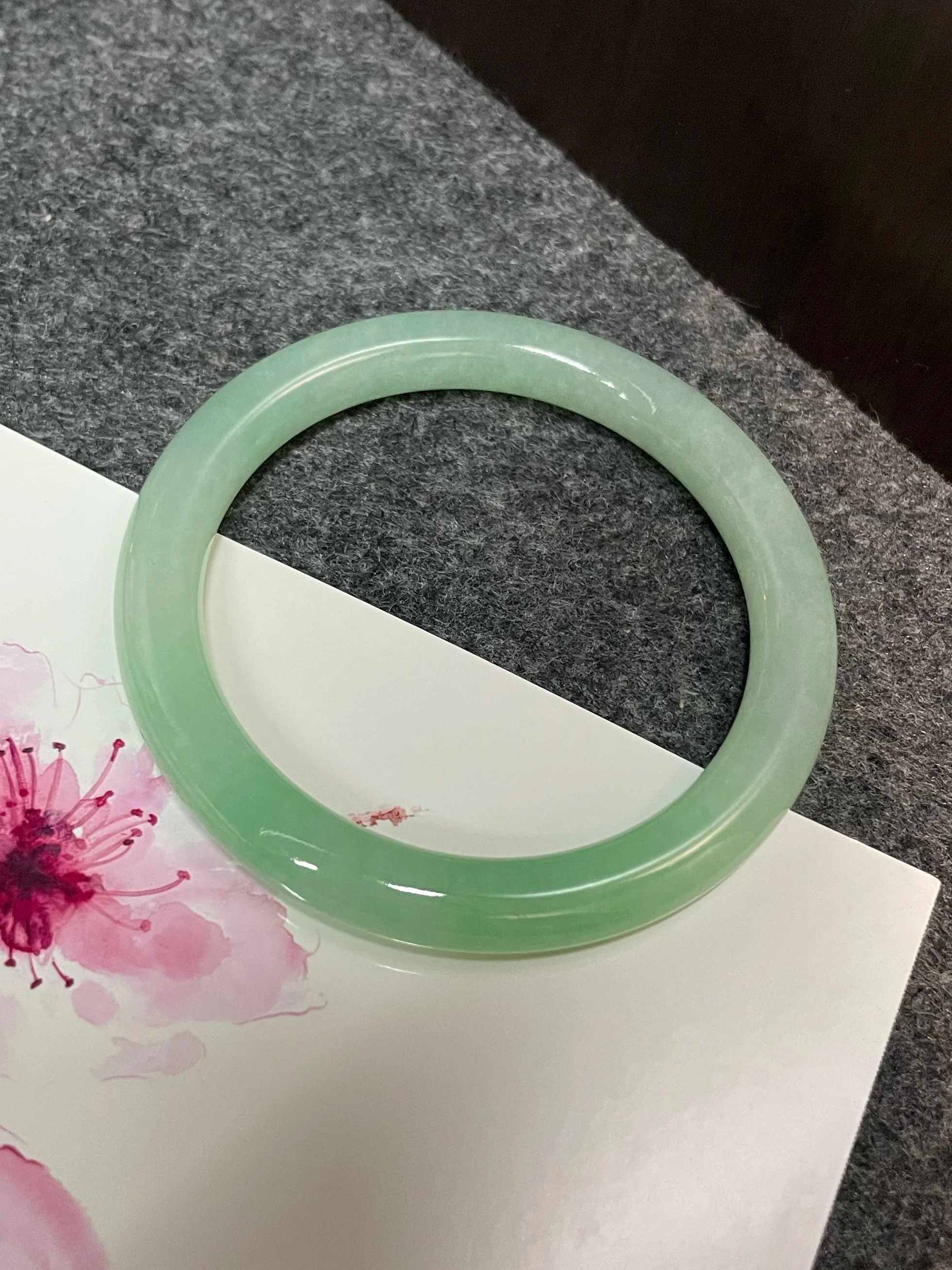 Light Green Jade Bangle | 57mm (NJBA113)