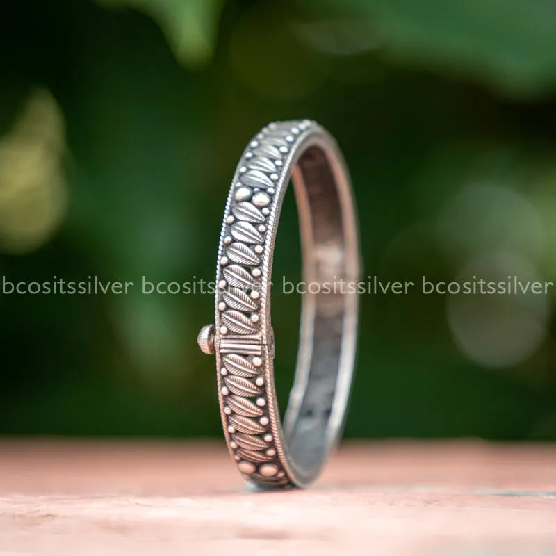 Oxidized Leaf Bangle - 1147 - Size 2.6 With Screw
