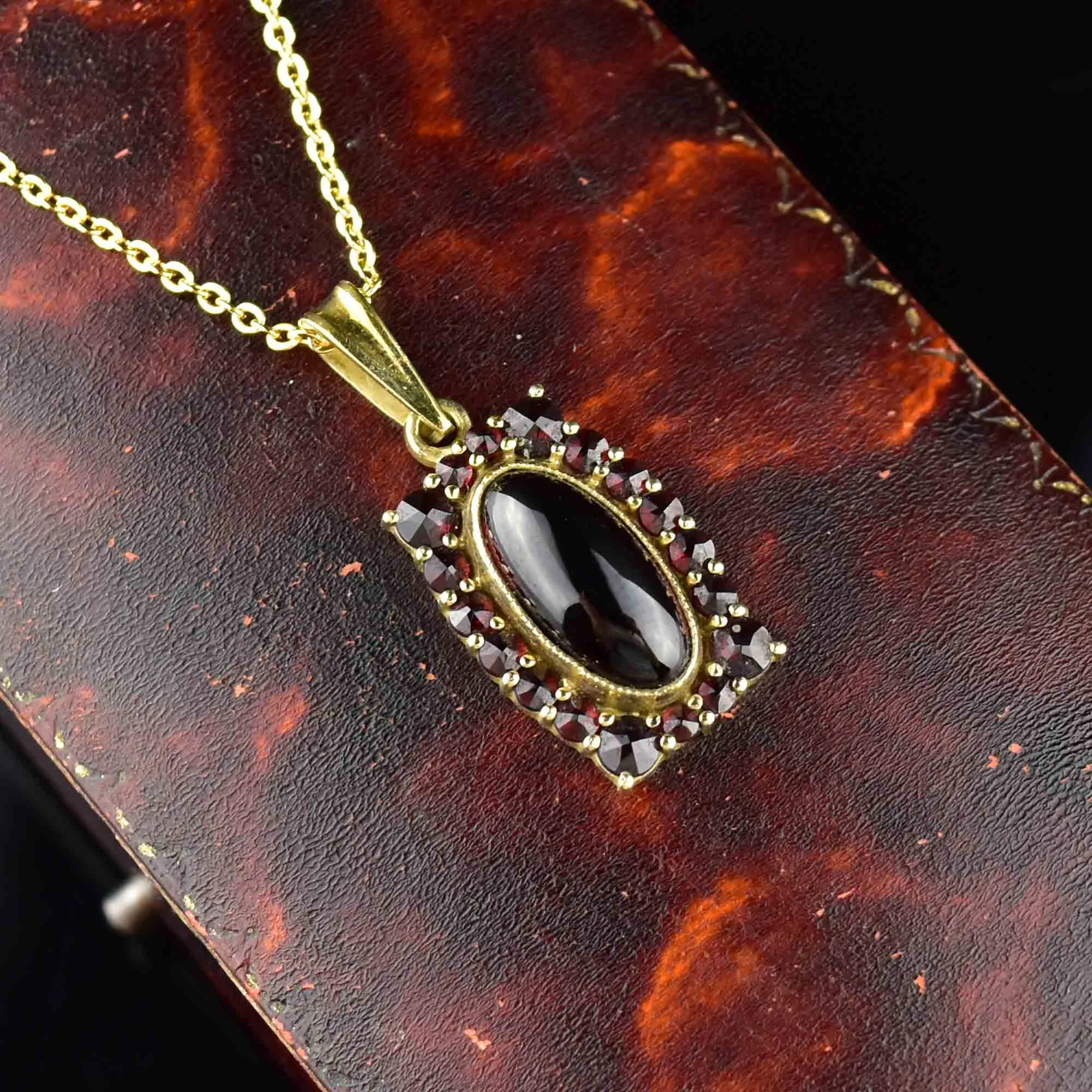 Vintage Oval Garnet Cabochon Halo Pendant Necklace