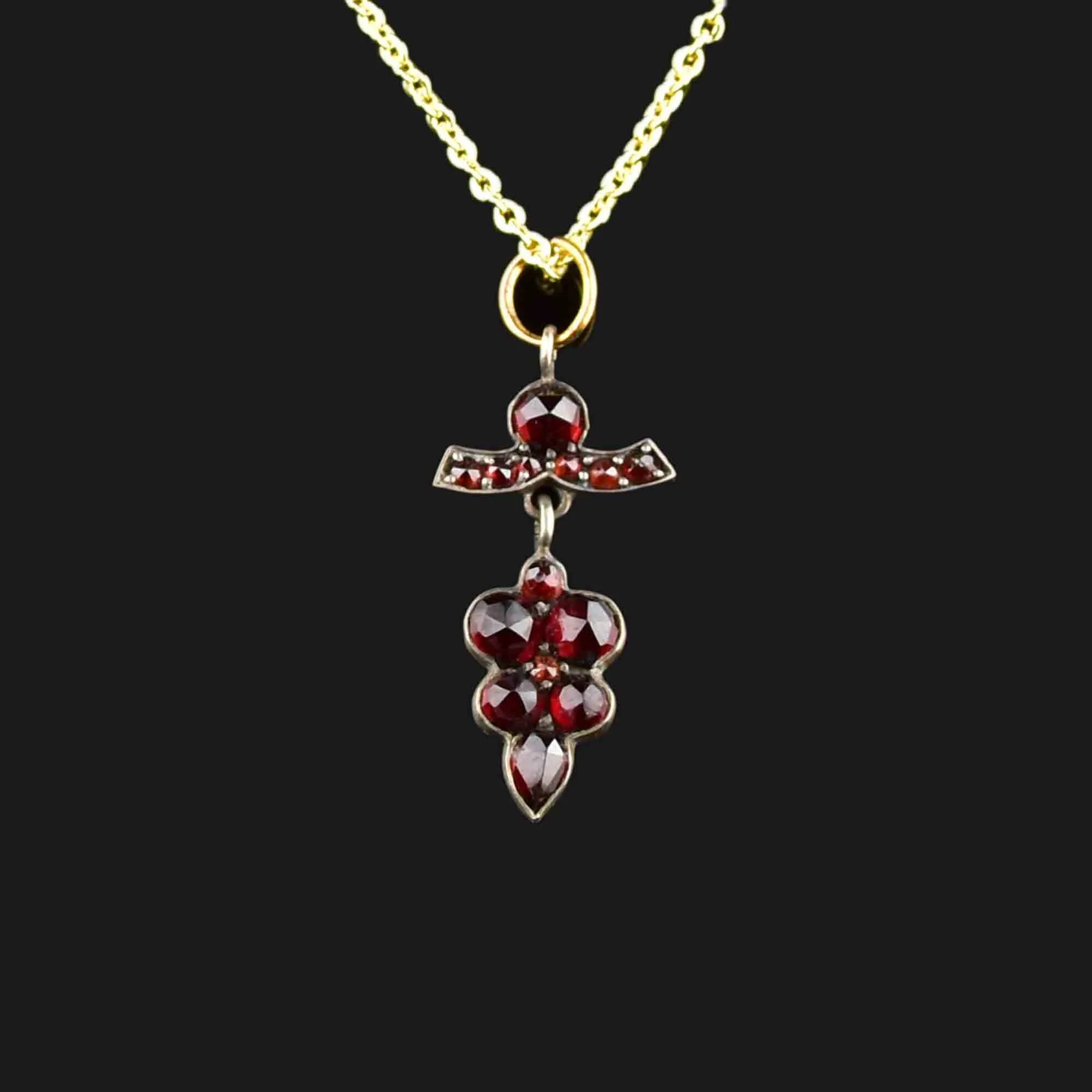Vintage Rose Cut Bohemian Garnet Pendant Necklace