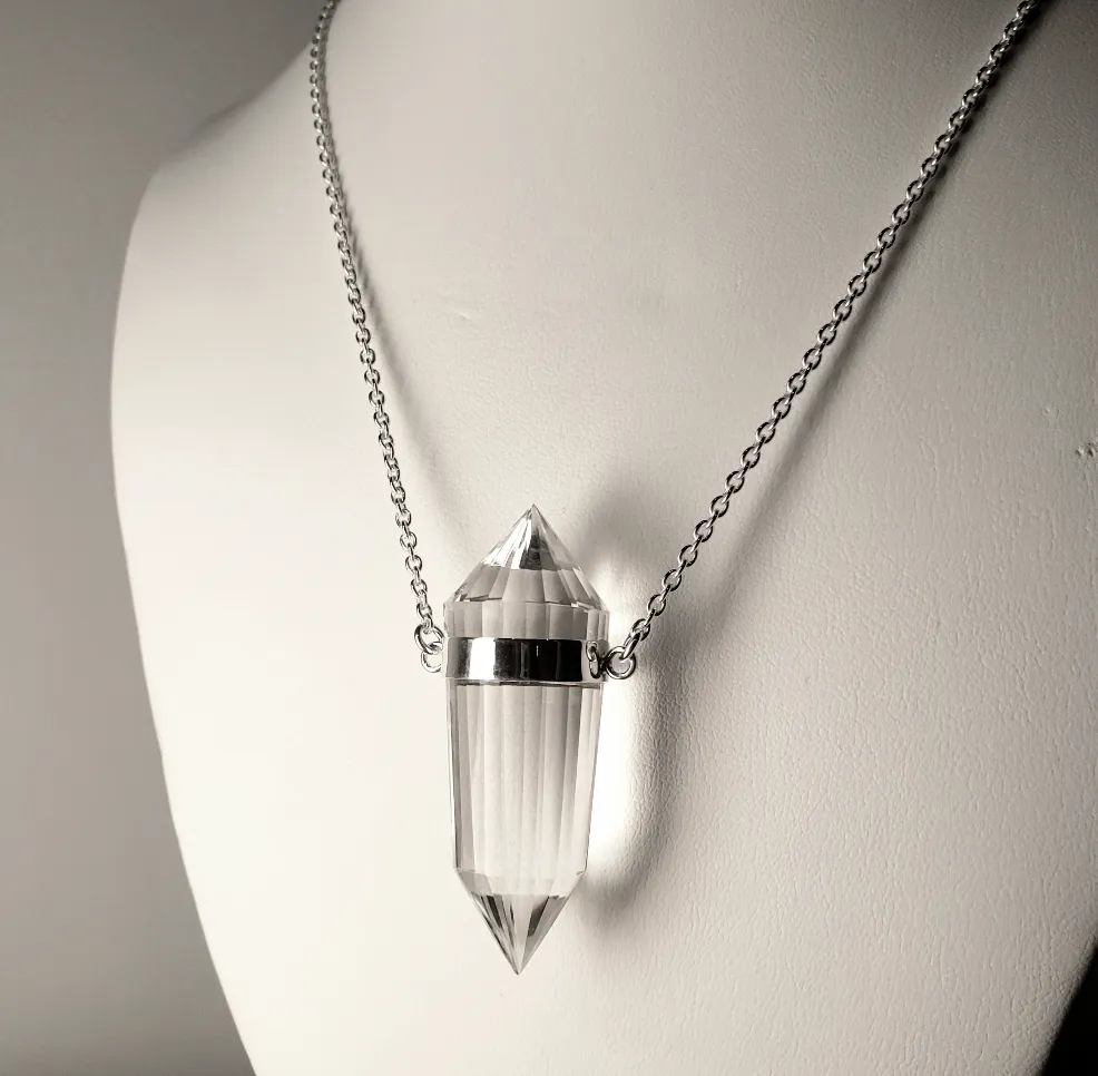 Vogel Necklace (Various Colors)